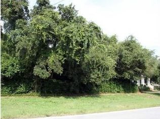 87 Shoreline Dr, Gulf Breeze, FL 32561