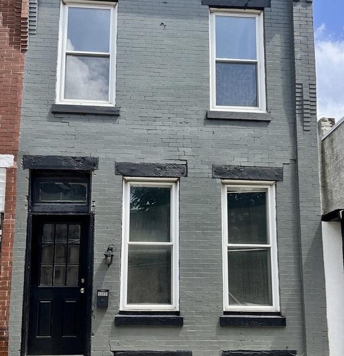 2nd image of 3137 N Darien St