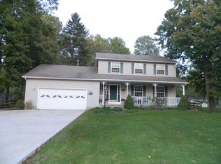 8285 Olde Eight Rd, Northfield, OH 44067