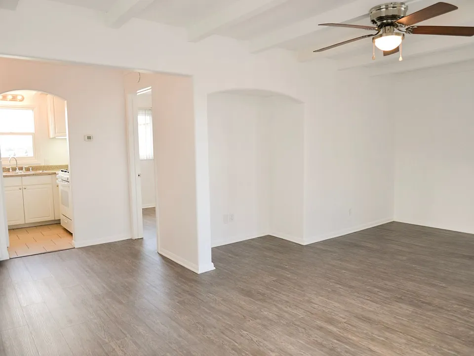 2601 S. El Camino Real
