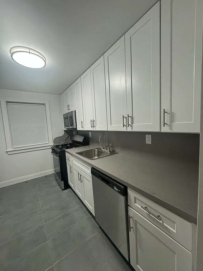65-18 223rd Place — Photo 1