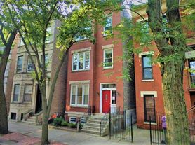 1432 W Flournoy St, Chicago, IL