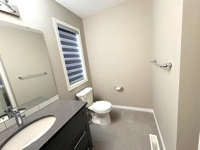 2072 Wonnacott Way SW #30 — Photo 23