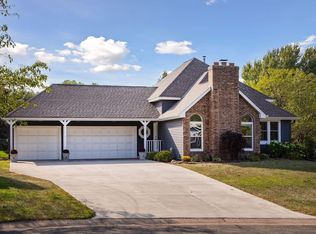 1616 Ashbury Pl, Eagan, MN 55122