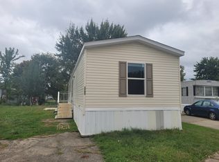 1745 Robin Cir, Ashtabula, OH 44004