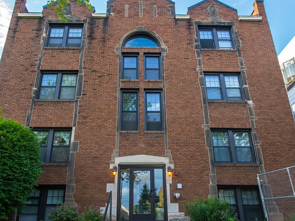 Grand Heritage Apartments