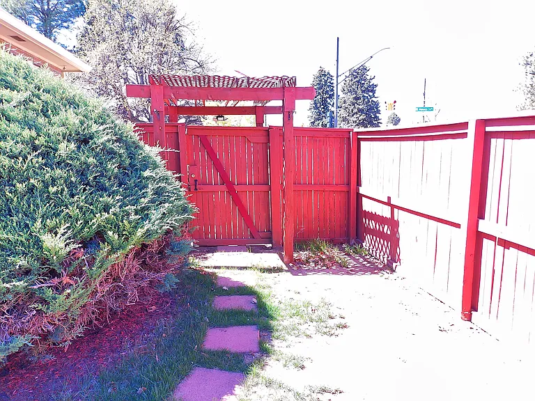 2580 N Monaco Pkwy #1 — Photo 58