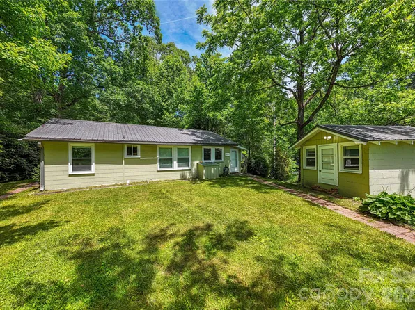 2603 Kim Miller Rd, Lake Toxaway, NC 28747