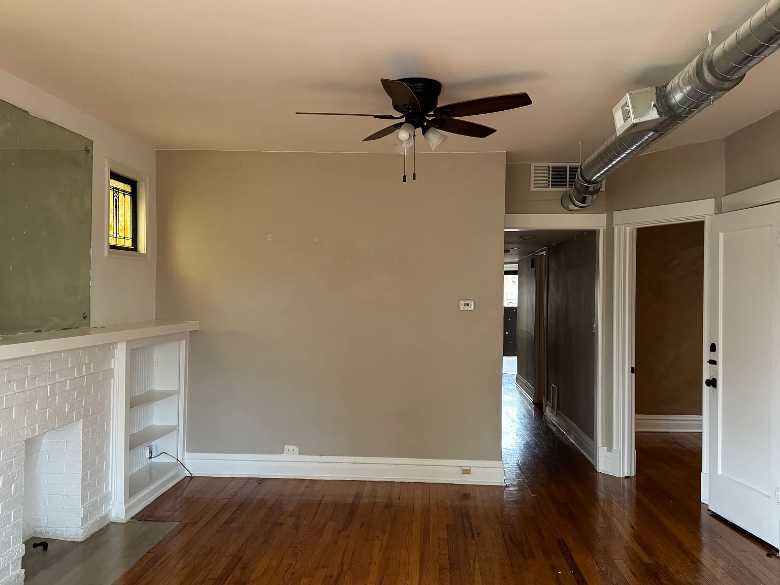 3 bed, 1400 sqft, $2,000 — Photo 3