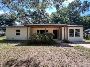 3665 N Hiawatha Ter, Crystal River, FL 34428