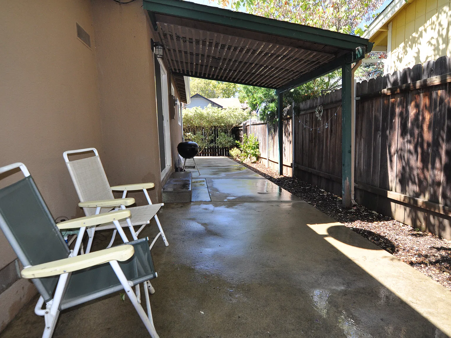 2 bed, 800 sqft, $2,200 — Photo 4
