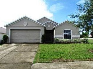 2052 Newtown Rd, Groveland, FL 34736