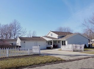 741 Thornwood St, Elyria, OH