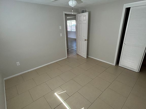 4th image of 3344 Wiltshire Dr