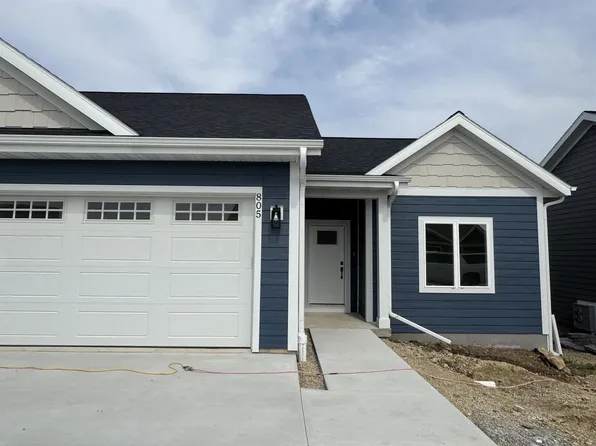 805 Vineyard Court, Cambridge, WI 53523