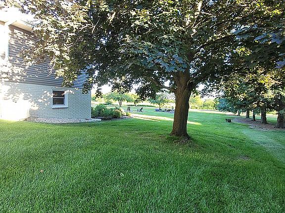 3rd image of 2437 Magna Vista Dr