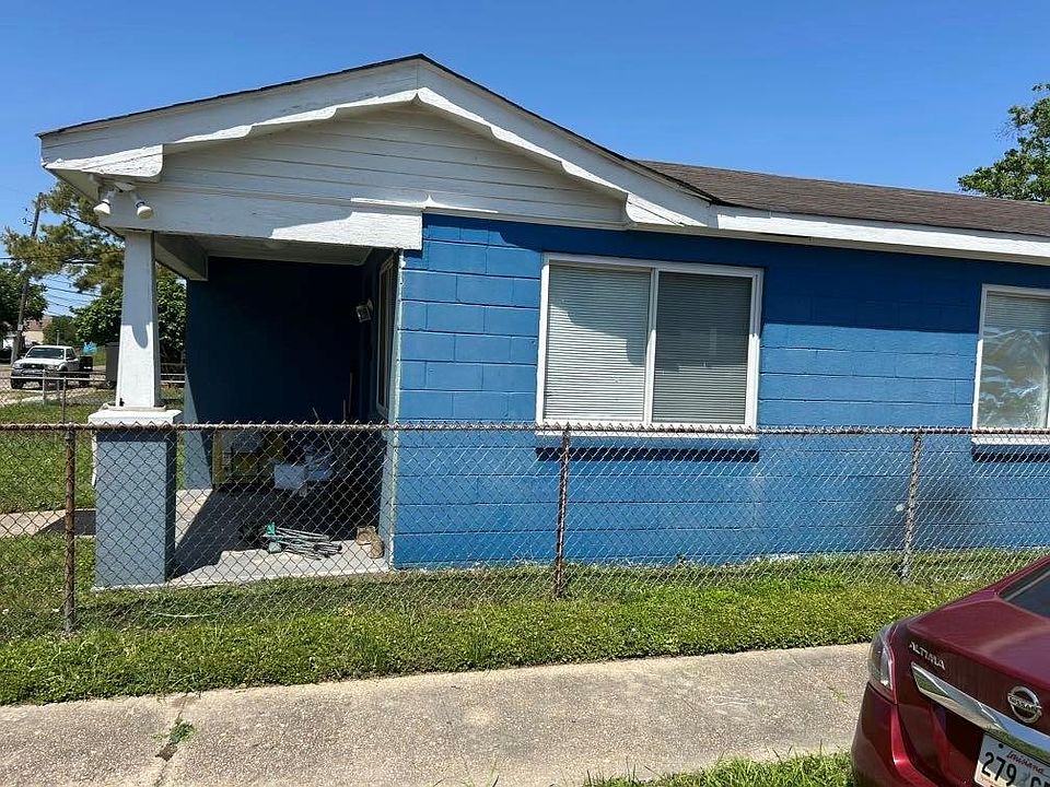 2nd image of 1301 Lamanche St