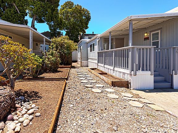 2nd image of 220 Mar Vista Dr Spc 36