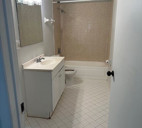 2nd image of 3421 NW 44th St APT 102