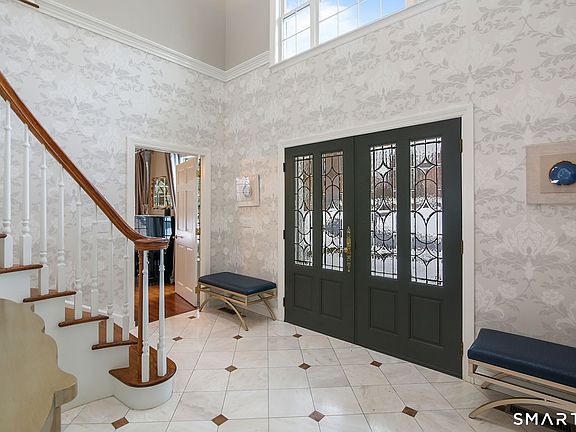 4th image of 71 Heming Way