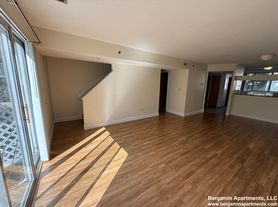 146 N Beacon St
