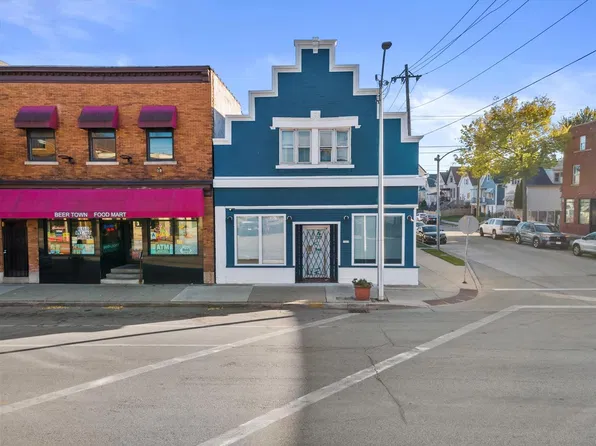 1033 W Lincoln AVENUE, Milwaukee, WI 53215