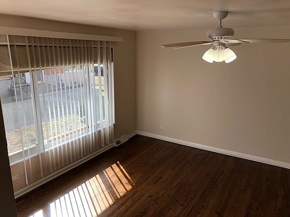 4th image of 4858 Carol Ave #C