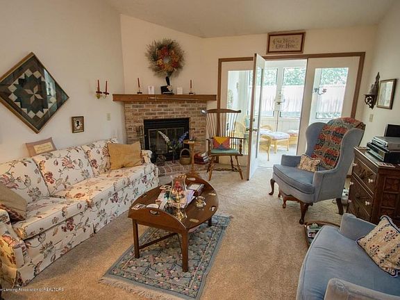 4th image of 5103 Aspen Dr
