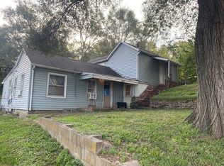 716 George St, Atchison, KS 66002