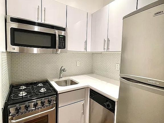 4th image of 12 5th Ave APT 45