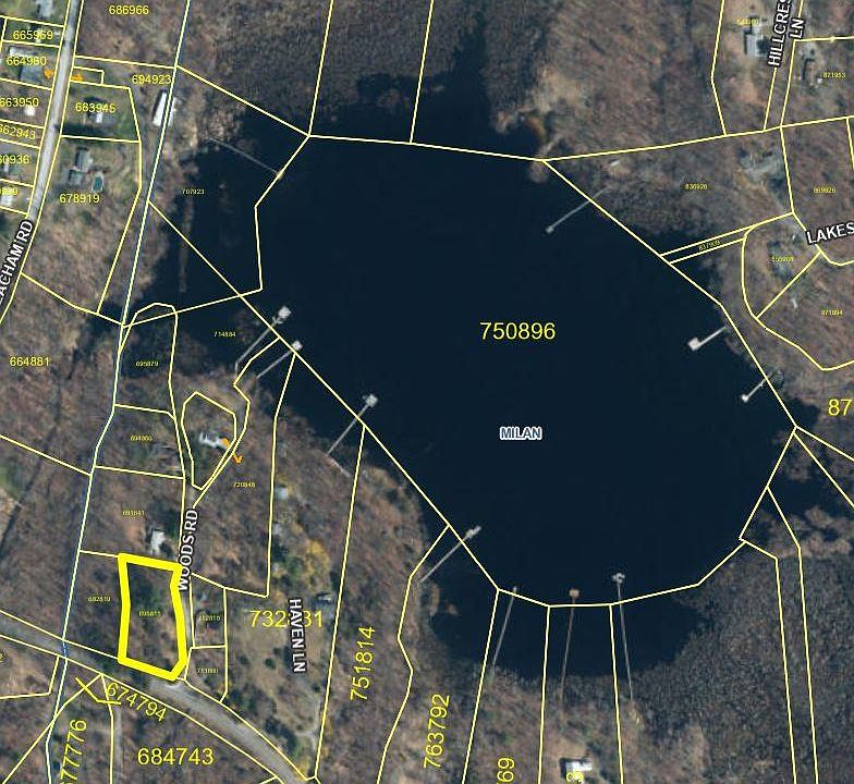 2nd image of Round Lake Road