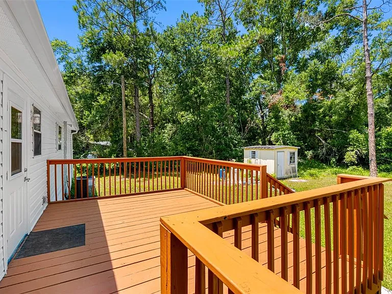 6847 Woodsman Dr — Photo 10