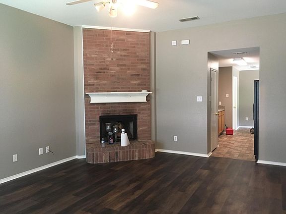 living room looking into kitchen