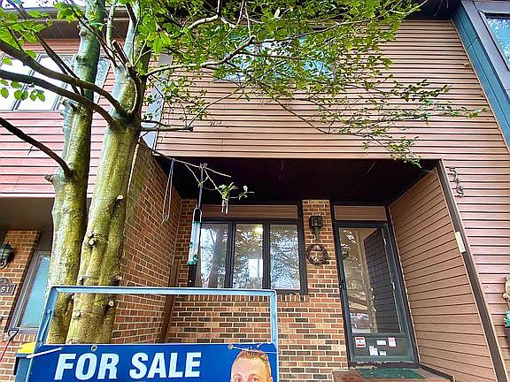 4th image of 5449 Pinehurst Dr
