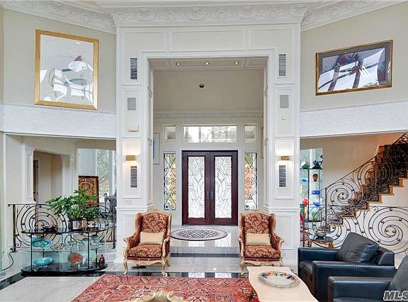 2nd image of 5 Trusdale Dr