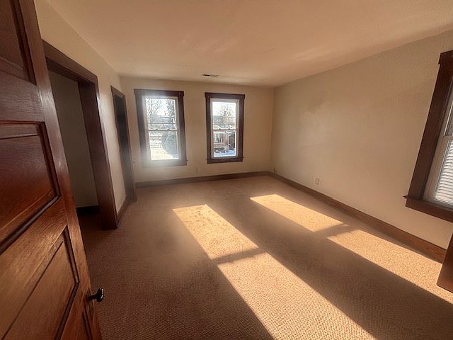 1st image of 408 1/2 E Broadway St #Na