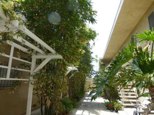 4945 Del Monte Ave, San Diego, CA 92107