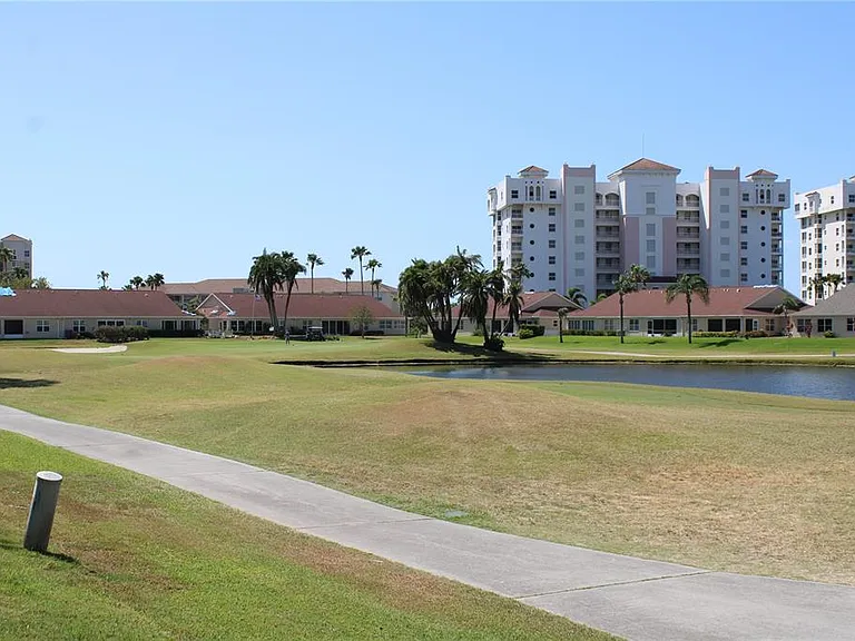 3115 Live Oak Ln #30 — Photo 32