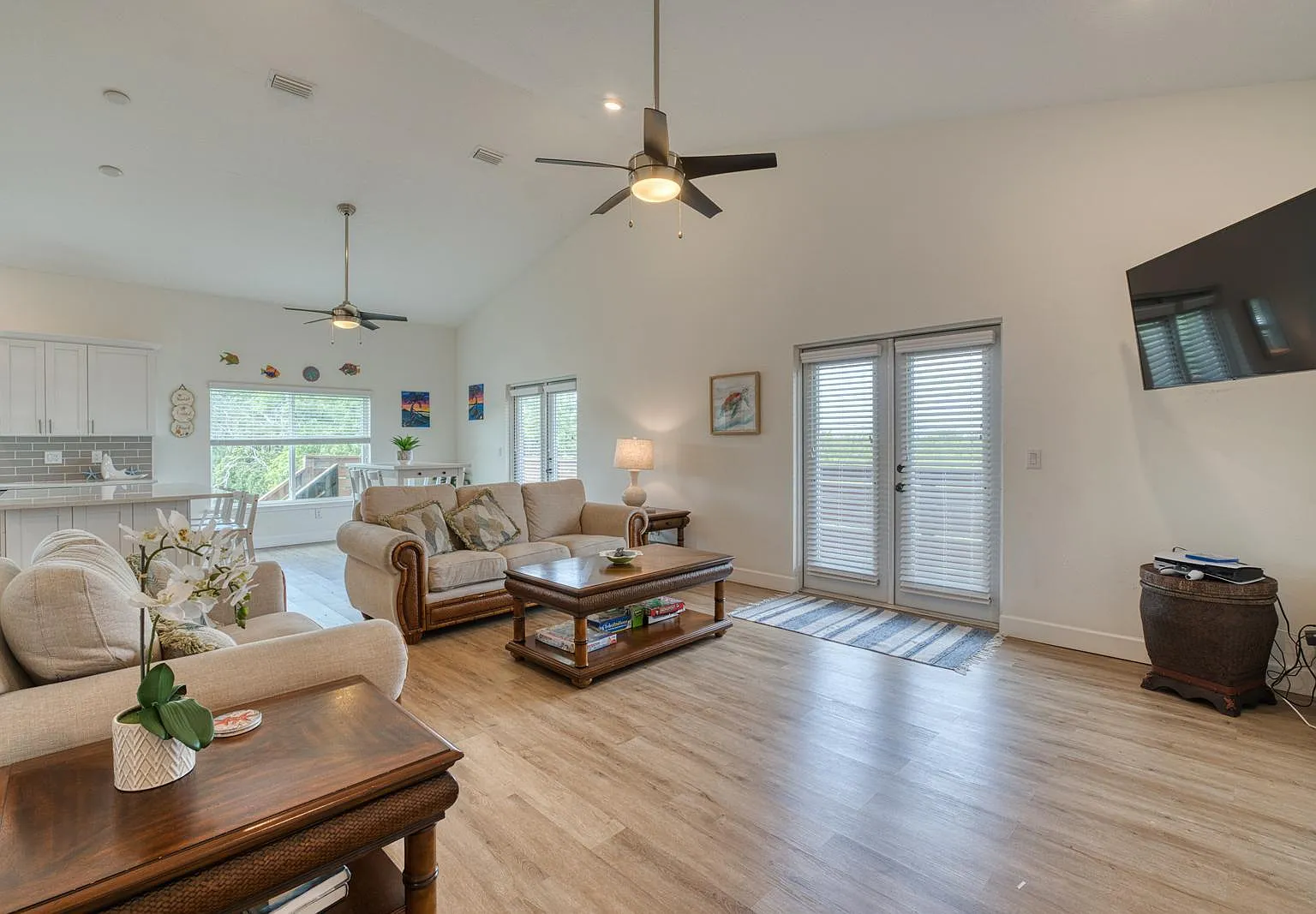 6602 S Sherrill St - 6602 S Sherrill St Unit B — Photo 3