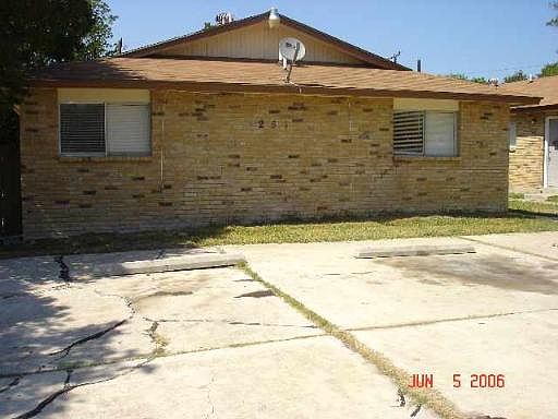 5th image of 255 E HERMITAGE CT