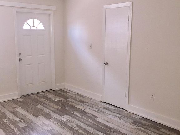 4th image of 535 18th Ave S APT 2