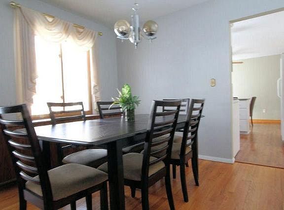 5th image of 1605 N 120th St