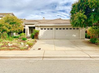 2216 Meadowbrook Dr, Lodi, CA 95242