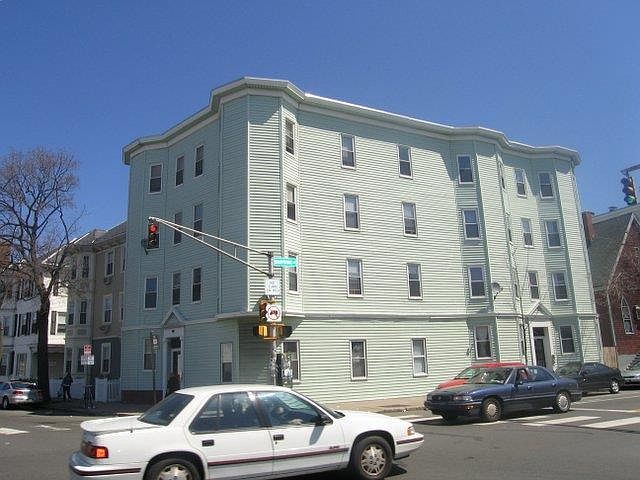 2nd image of 175 Hampshire St