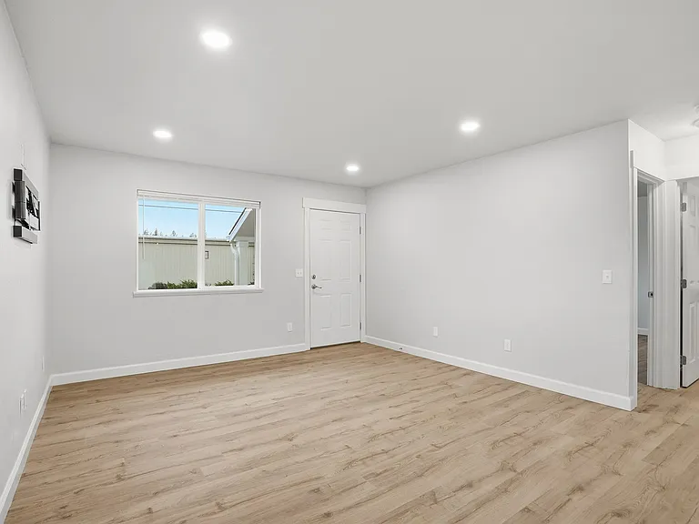 3440 N Huetter Rd #1 — Photo 5