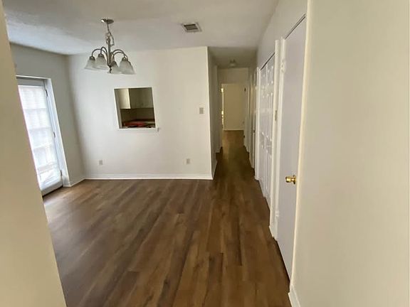 3rd image of 824 Rue Rochelle