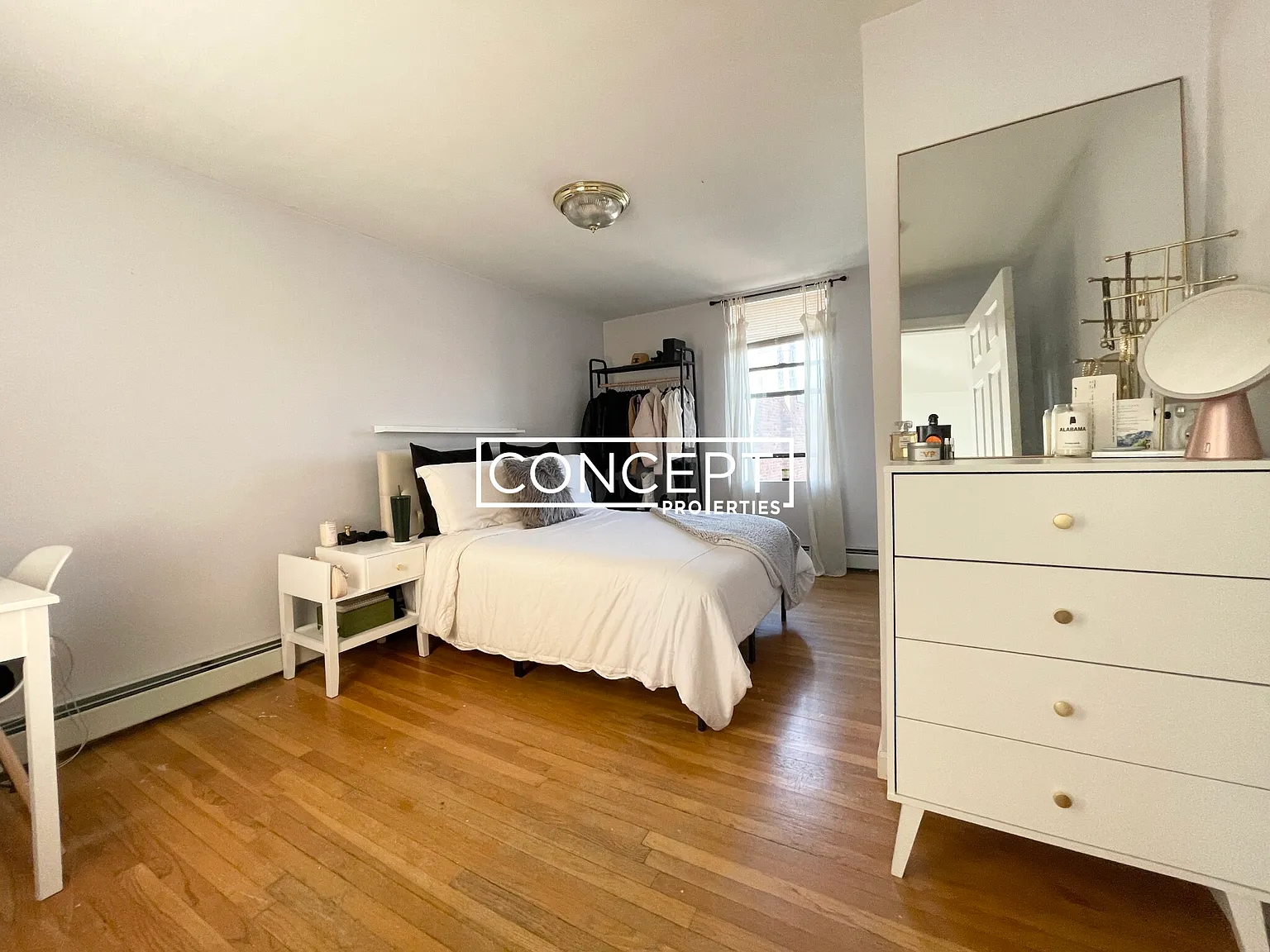 2 bed, 1.0 bath, $3,450 — Photo 3