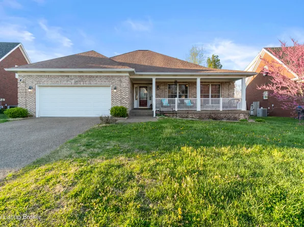 7405 Apple Mill Dr, Louisville, KY 40228