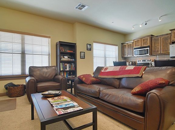 5th image of 2410 S 2nd St APT 1164