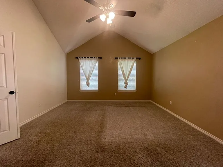 3222 Mapleridge Dr — Photo 19